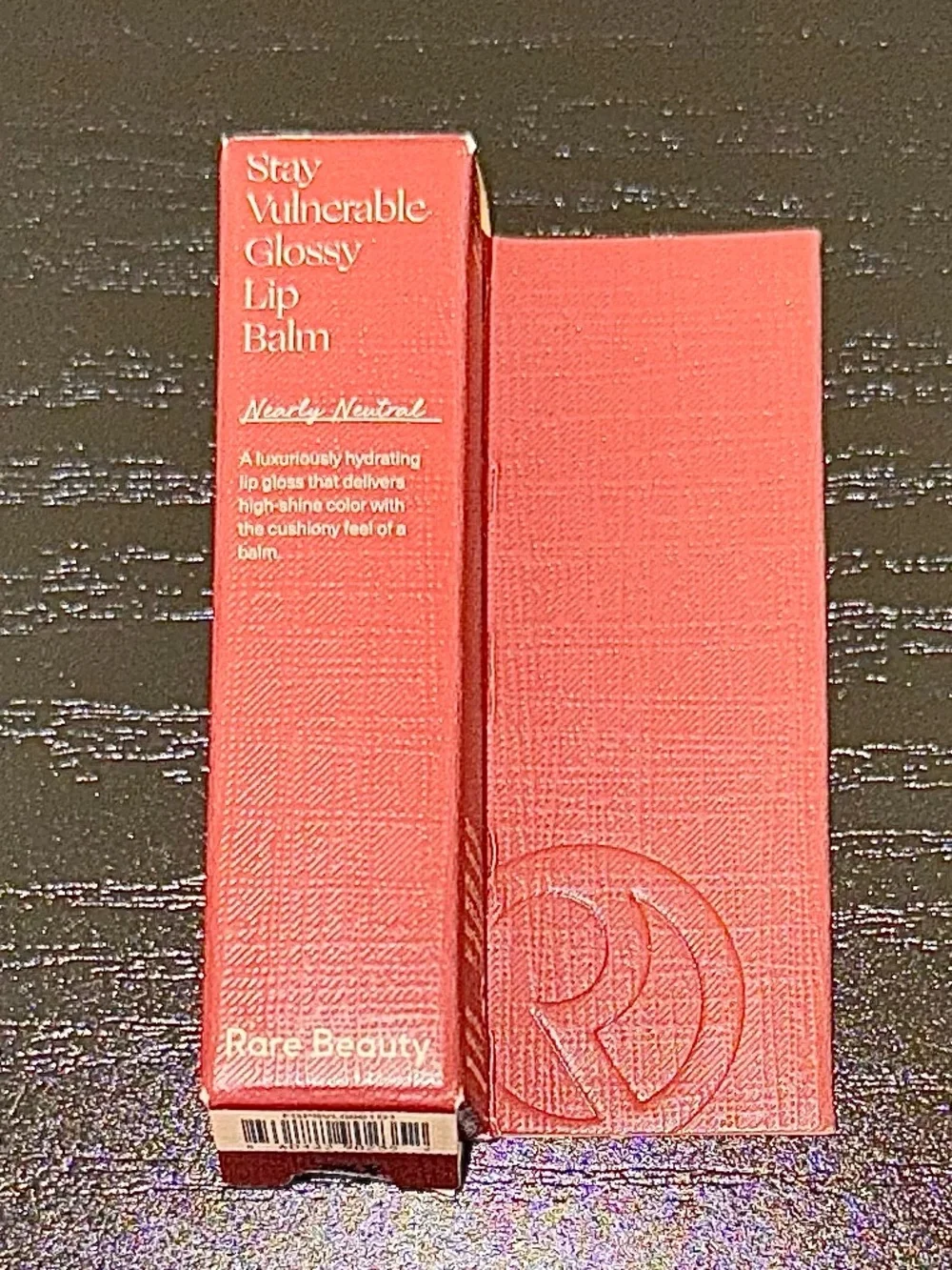 Rare Beauty - Stay Vulnerable Glossy Lip Balm (Nearly Neutral)